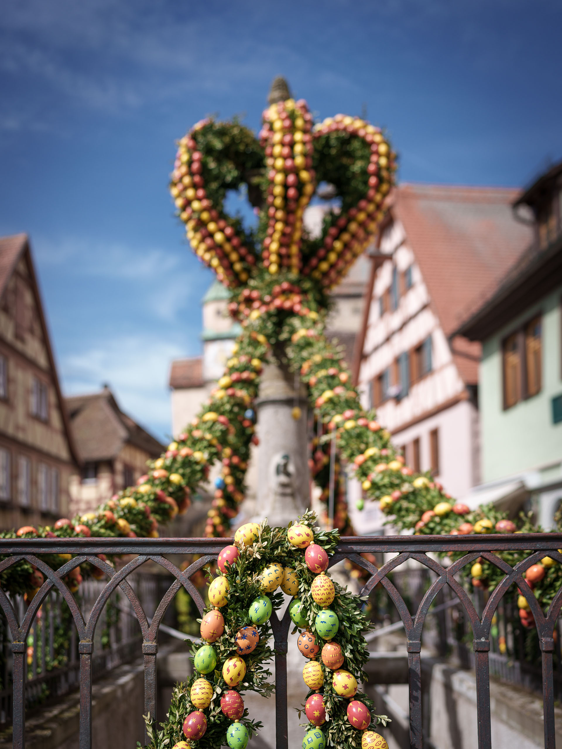 Ostereier am Stadtbrunnen.