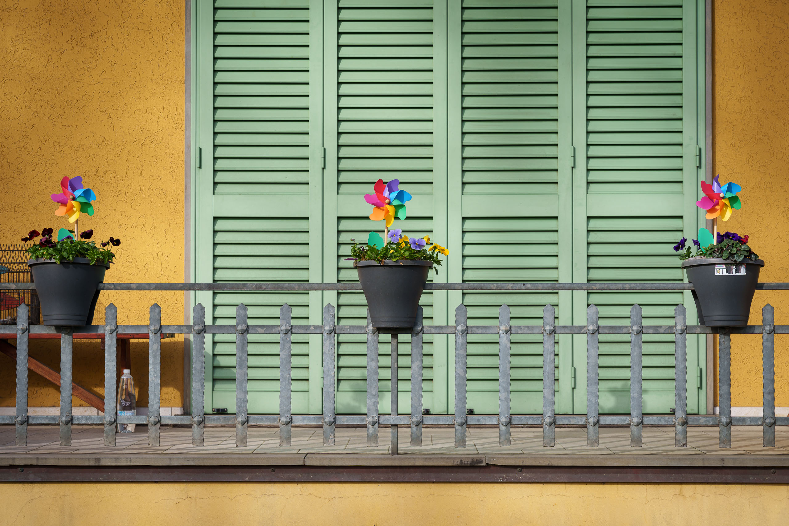 Es gibt Windräder in der Toskana. ;)