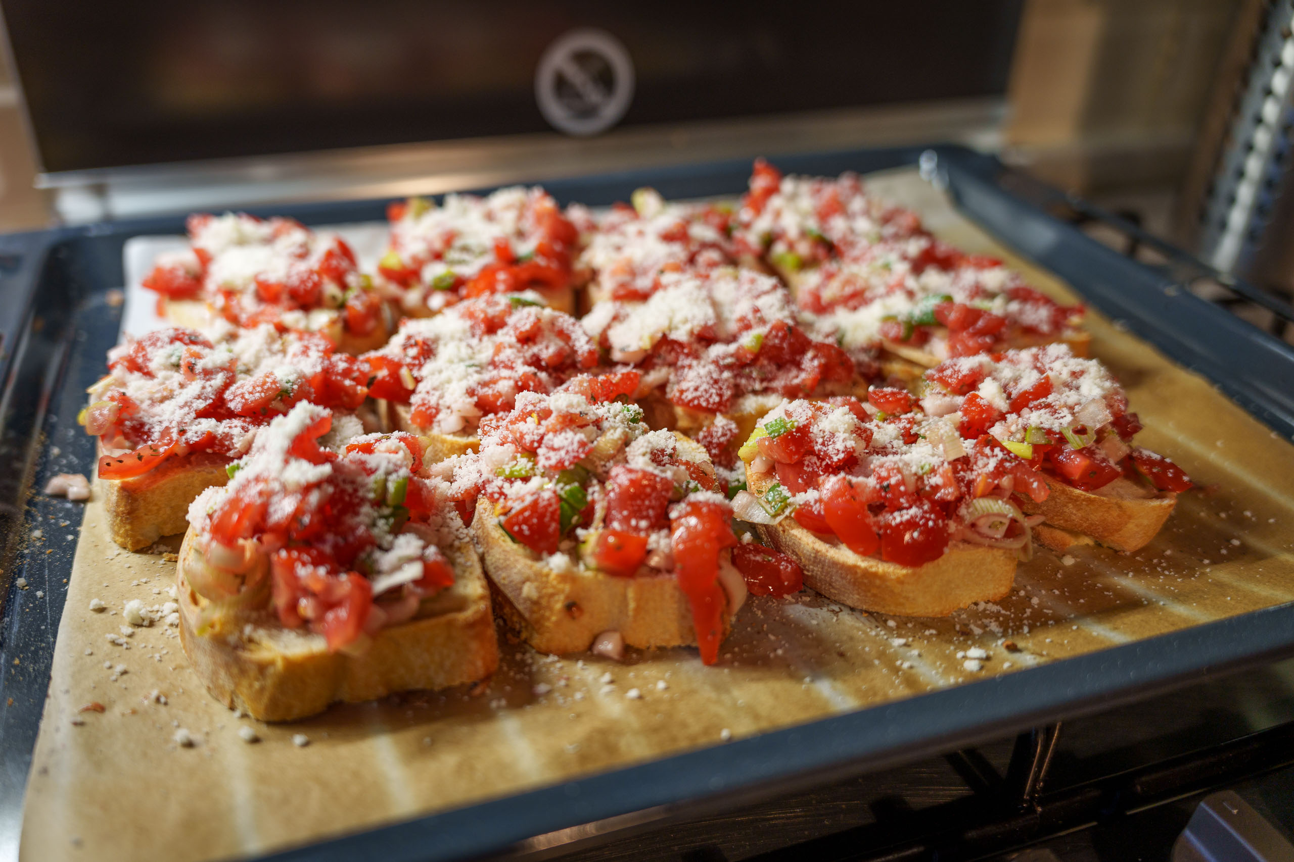 Leckeres Bruschetta in der Ferienwohnung.
