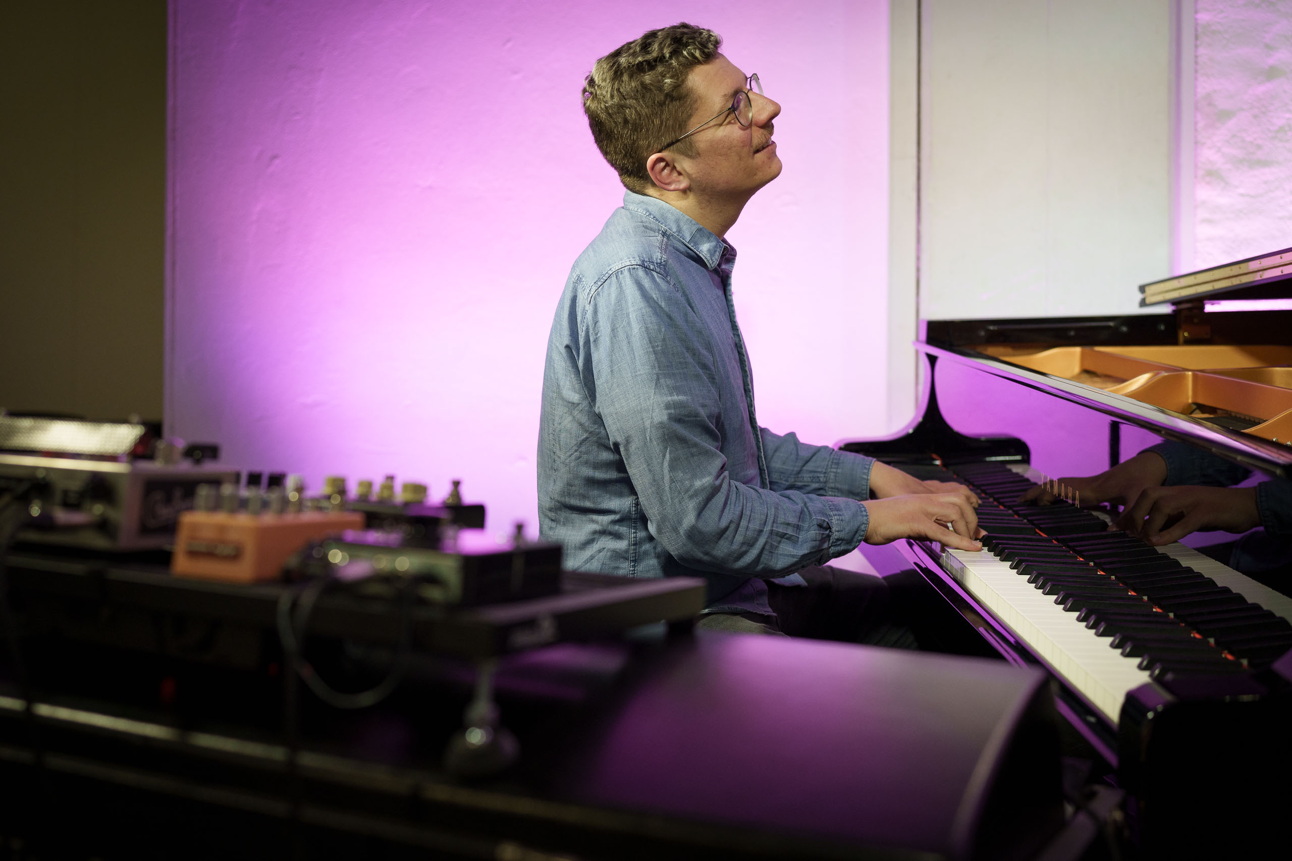 Jan Alexander (Composition, Piano, Rhodes)